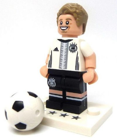 LEGO Minifigure-Toni Kroos (18)-Collectible Minifigures / DFB-coldfb-18-Creative Brick Builders